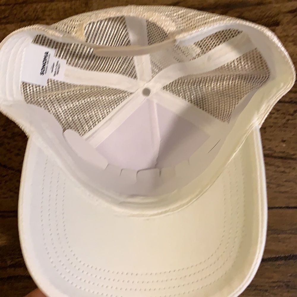 Hat - Picture 3 of 3